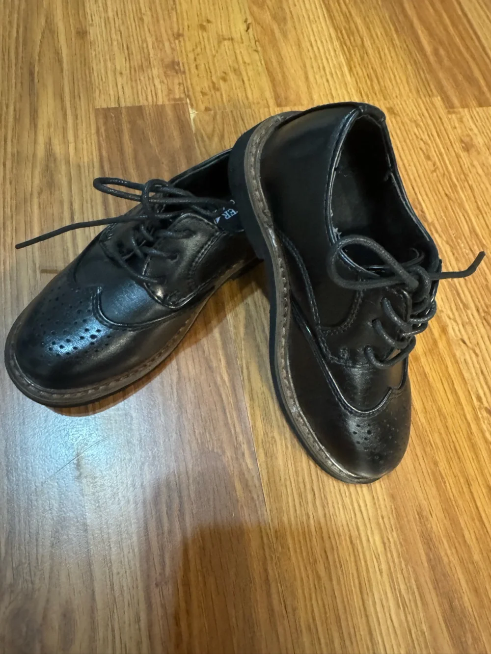 Kids’ Black Deer Stags Dress Shoes – Size8